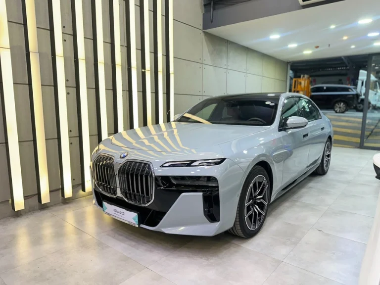 بی ام و 735i Business Excellence