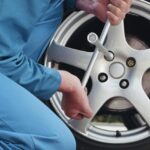 تعویض لاستیک ماشین