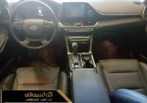 داخل آزرا گرنجور