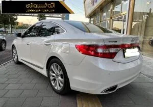 عکس عقب آزرا گرنجور 2018