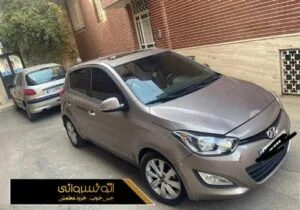 عکس جانبی هیوندای آی بیست