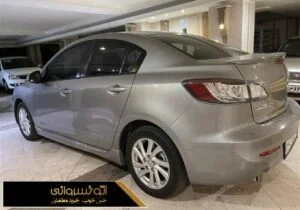 عکس عقب مزدا 3
