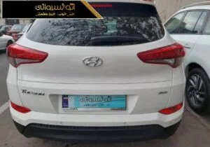 عکس عقب هیوندای توسان