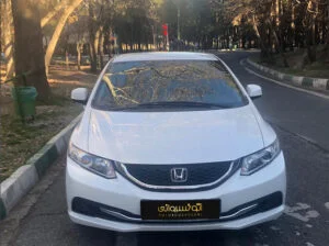 هوندا سیویک ۲۰۱۳ سفید