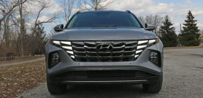 بررسی خودروی برقی هیوندای توسان PHEV 2022 First Drive