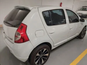 رنو ساندرو اتوماتیک مدل 95