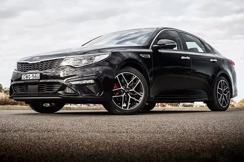 مشخصات کیا اپتیما جی تی لاین