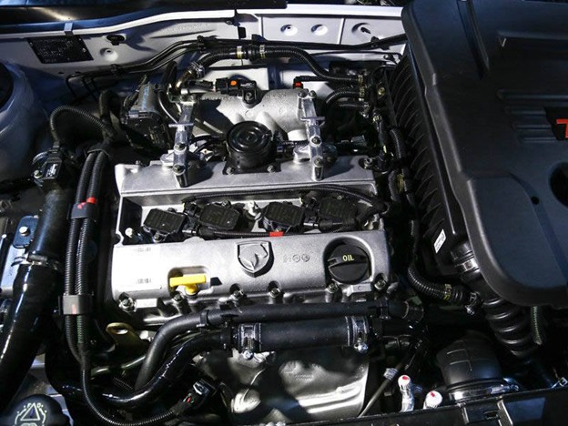 داخل موتور ماشین